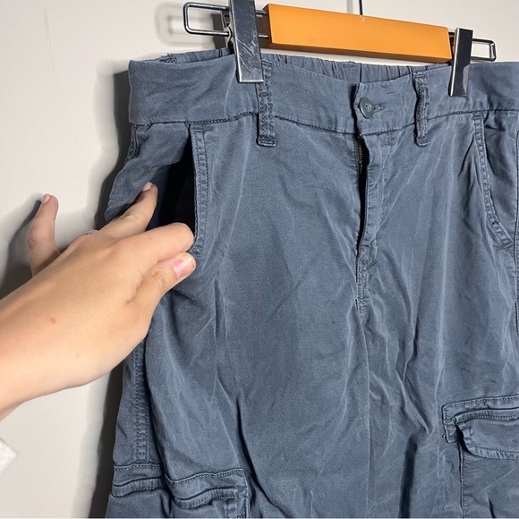 American Eagle Dreamy Drape Mid-Rise Baggy Wide Leg Cargo Pant 0 Short - Picture 6 of 11